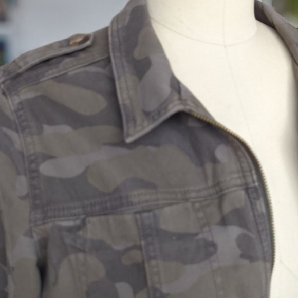 Express camo print utility jacket LG - Picture 7 of 11